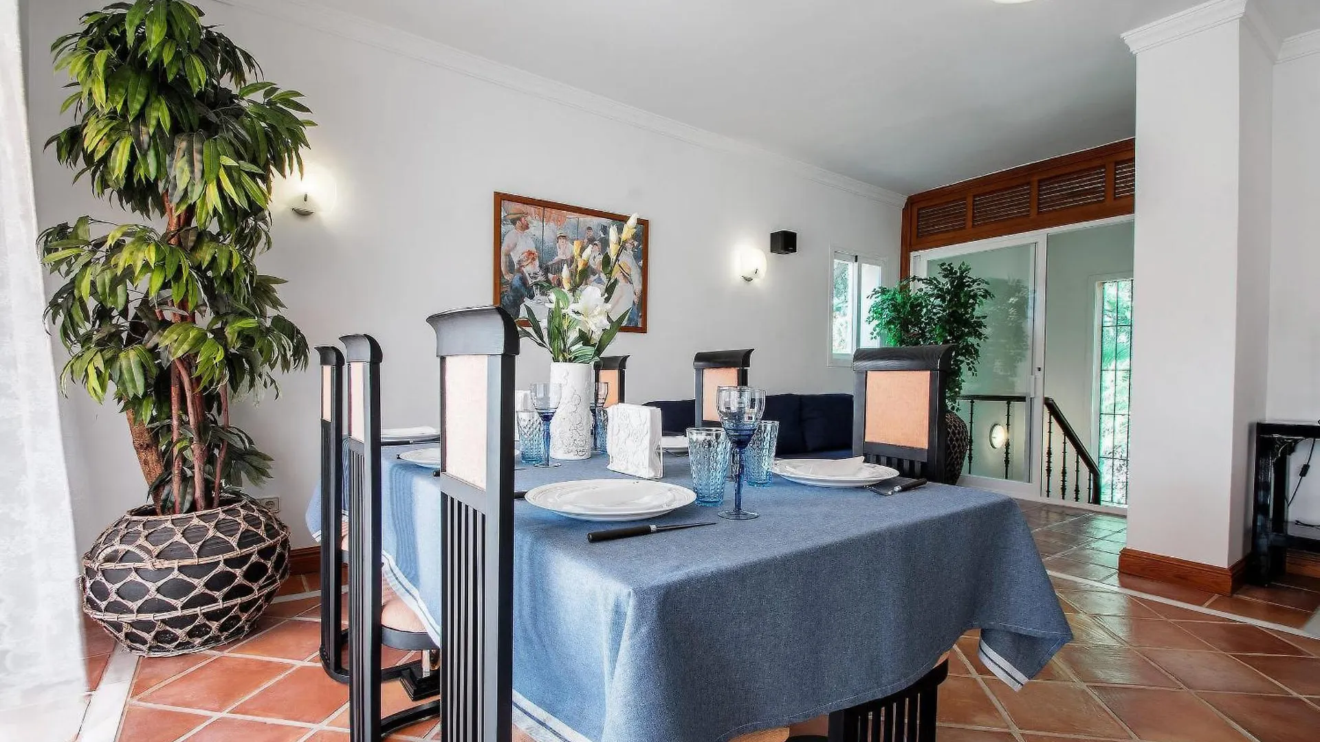1072 Beachfront El Paraiso Retreat With Pool & Bbq Estepona Spanje